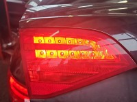Lampa tył lewa AUDI A4 B8 kombi KLAPY KOMBI AVANT Z LISTWĄ ŻARÓWKOWĄ EUROPA