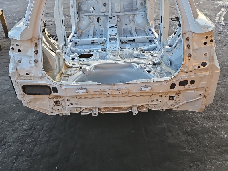 Pas tylny podłoga wanna bagażnika LEXUS CT 10-22 HB