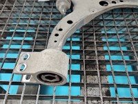 Wahacz przód prawy Opel Astra V K przedni