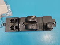 Przełącznik szyb Mitsubishi Space star MR915958 Mitsubishi EU