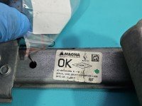 Podnośnik przód prawy Dacia Sandero II 12-20 807209299R 5d HB