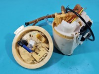 pompka Pompa paliwa BMW G30 2.0d 7476107-02, 7476107 urwany kruciec 8 PIN