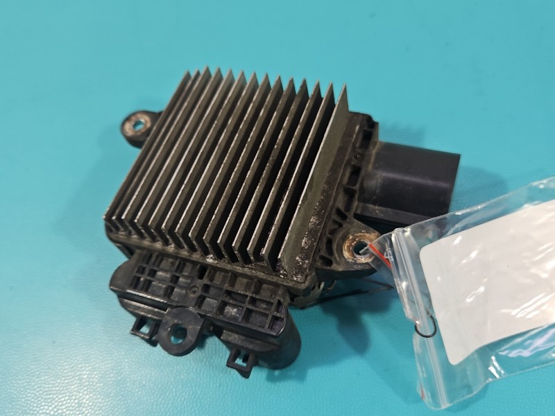 Przekaźnik wentylatorów wentylatora Jeep Cherokee KL 499300-3591