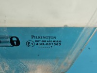 Szyba drzwi przód lewa Ford Fusion HB