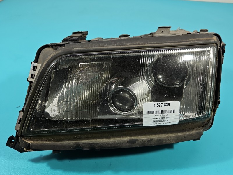 Reflektor lewy lampa przód Audi A8 D2 EUROPA