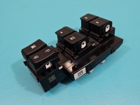 Przełącznik szyb Hyundai Elantra VI 15-20 93570-F2100 Hyundai EU