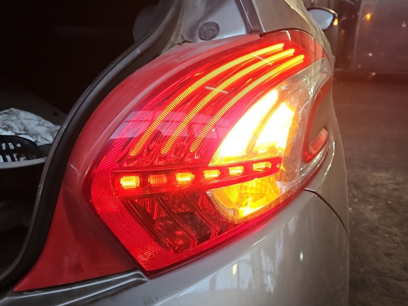 Lampa tył prawa Peugeot 208 I HB EUROPA