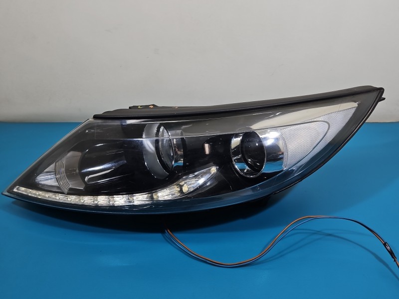 Reflektor lewy lampa przód Kia Sportage III 10-15 EUROPA