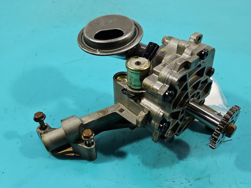 Pompa oleju Opel Astra V K 1.4 T (B14XFL) 10356331, 14227090352, 12636425EB