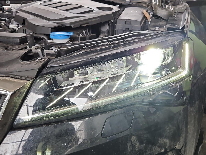Reflektor lewy lampa przód Skoda Superb III EUROPA 3V1941015E