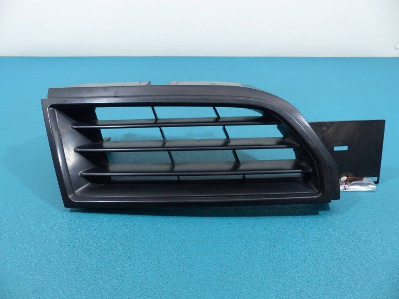 Atrapa grill Mitsubishi Carisma