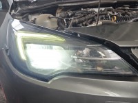 Reflektor prawy lampa przód Opel Astra V K EUROPA 39195689