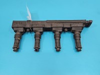 Cewka zapłonowa Opel Corsa C 1.2 16V 6pin, Uszkodzenie widoczne na zdjęciu 0221503015