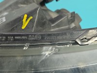 Reflektor lewy lampa przód Toyota Yaris III EUROPA