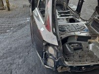 Błotnik tył lewy AUDI A6 C7 ćwiartka brązowy LY8Z