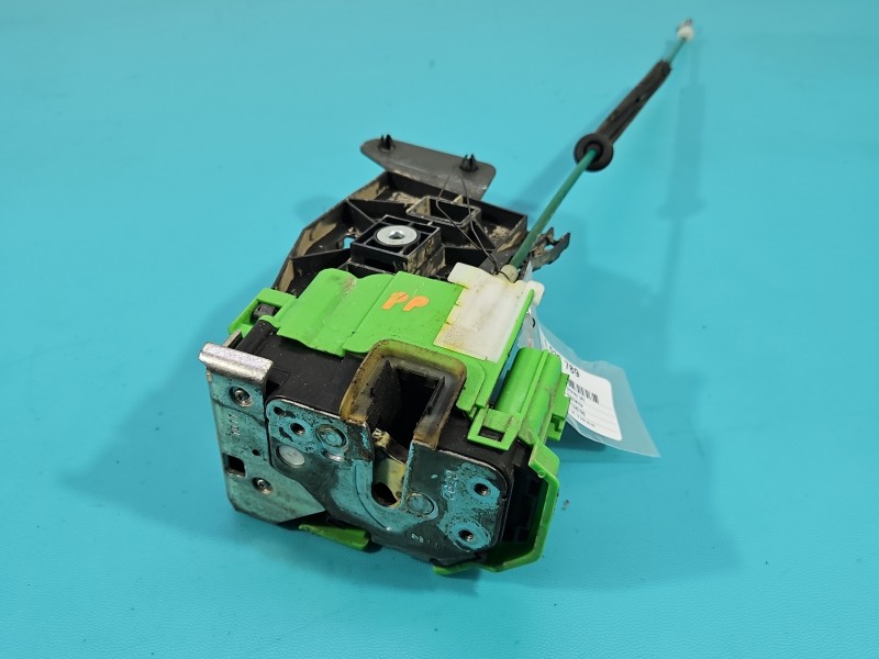 Zamek przód prawy 50511843 Alfa romeo Giulietta EUROPA Europejska, 5pin