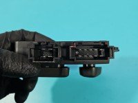 Przełącznik Volkswagen, Regulacji foteli przód prawy . Pęknięcie na gnieździe. Vw Passat B6 8E0959777B, 03480312