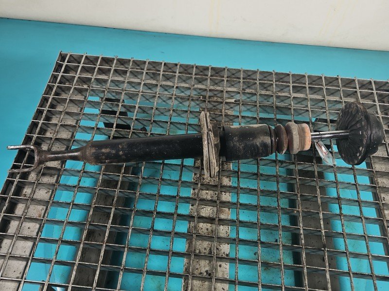 Amortyzator przód lewy przedni Audi A4 B6