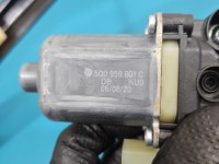 Podnośnik przód prawy SZYBY WINDA Vw Tiguan II 16- Volkswagen, 2pin 0130822077, 5Q0959801C 5d HB