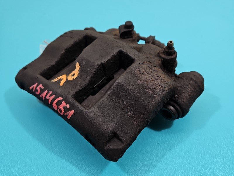 Zacisk przód lewy Renault Master II 2.5d