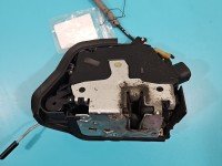 Zamek przód lewy 8253431 Bmw e46 EUROPA Producent części: BMW, 7 pin brak 1 cięgna