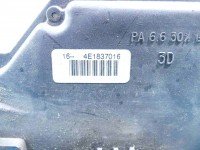 Zamek przód prawy 4E1837016 Audi A3 8P EUROPA Producent części: Audi, 7 pin BRAK CIĘGNA WIDOCZNEGO NA ZDJ.