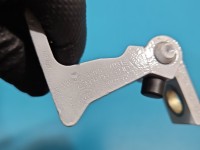 Zawias drzwi przód lewy Skoda Octavia IV