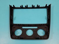 Ramka radia Skoda Yeti 5L0858069G