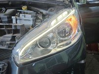 Reflektor lewy lampa przód Peugeot 208 I EUROPA
