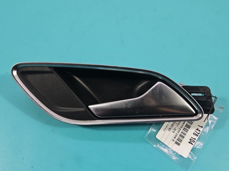 Klamka wewnętrzna przód prawa Audi Q3 8U1837020
