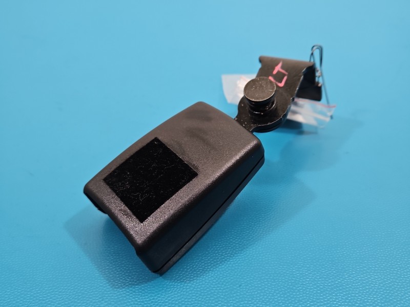 Pas bezpieczeństwa tył lewy Producent części: BMW, Europejska, zapinka pasa BMW X6 E71 7171895