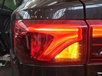 Lampa tył lewa Toyota Avensis III T27 kombi