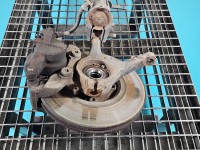 Zwrotnica prawa piasta przód 1.2 12V Peugeot 2008 II