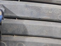 Zaślepka kratka zderzaka prawa atrapa Volvo V50 S40 II 30657010