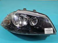 Reflektor prawy lampa przód Seat Ibiza III 6L EUROPA