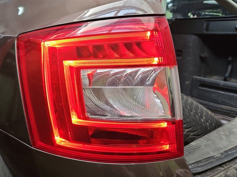 Lampa tył lewa Skoda Octavia III kombi Lampa tył lewa Skoda Octavia III kombi