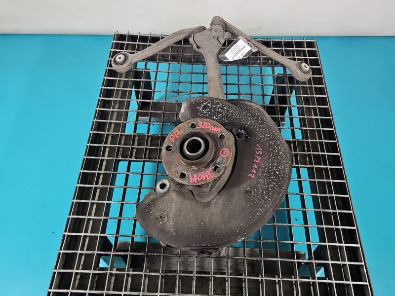 Zwrotnica prawa piasta przód 3.0 tdi Audi A5 8T