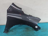 Błotnik przód prawy Suzuki Sx4 S-Cross 13-21 grafitowy ZQ6