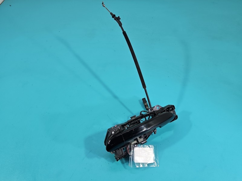 Klamka przód lewa zewnętrzna Vw Passat CC 3C8837885