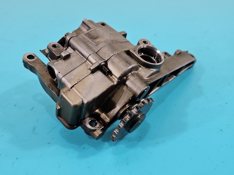Pompa oleju Mercedes ML W164 3.0 cdi (642940) A6421810047, 6421810901 Pompa oleju Mercedes ML W164 3.0 cdi (642940) A6421810047, 6421810901
