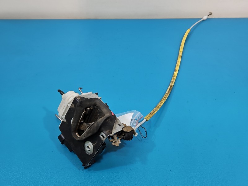 Zamek przód lewy Audi A3 8L EUROPA IMPRK1578811, Kod lakieru: LY9B, 3pin