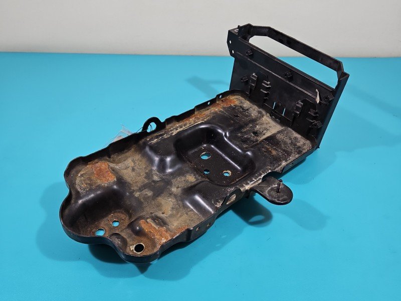 Obudowa akumulatora podstawa Opel Antara 2.2 cdti Obudowa akumulatora podstawa Opel Antara 2.2 cdti