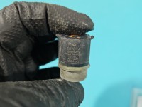 Czujnik parkowania PDC Toyota Auris II 89341-02010 srebrny, 1F7