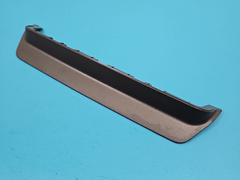 Osłona ZAŚLEPKA PLASTIK Skoda Octavia IV 5E3857037C