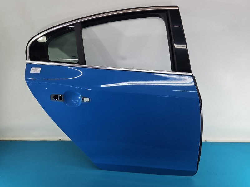 Drzwi tył prawe VOLVO S60 II 10- sedan 4d 619-16