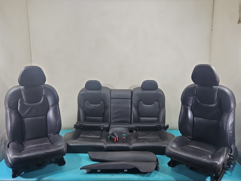 Fotele komplet kanapa Volvo S90 II 16-