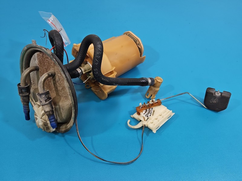 pompka Pompa paliwa Opel Vectra B 1.8 16V Benzyna, Brak nr. 5pin