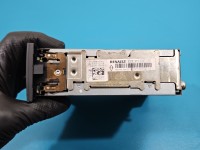 Radio fabryczne Renault Clio III 8200633623B radioodtwarzacz