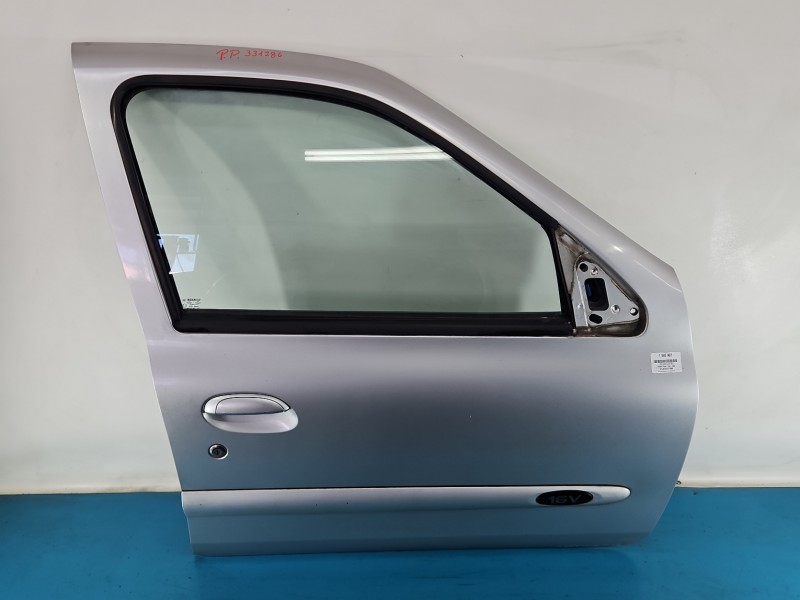 DRZWI PRZÓD PRAWE PASAŻERA Renault Thalia I 4d srebrny