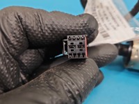 Siłownik klapy prawy teleskop Jaguar XE X760 GX73-70354-AC